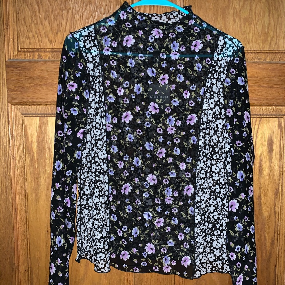 Plus Floral sheer top Sz 2X